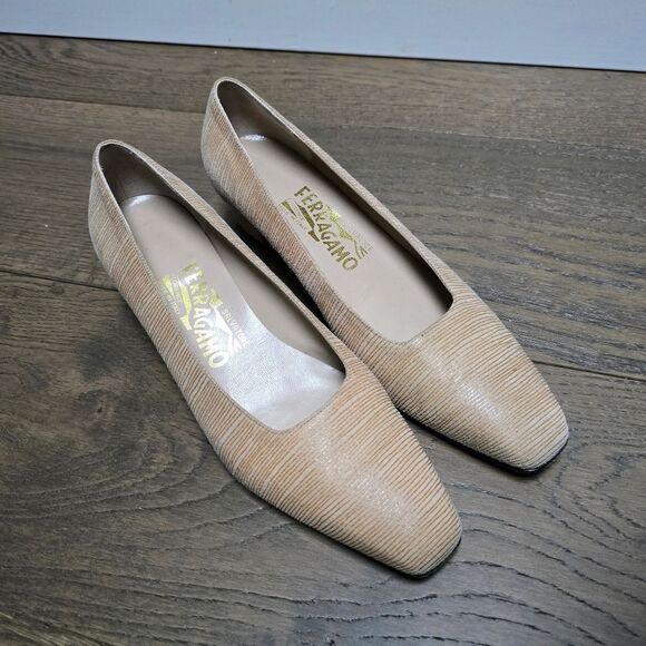 Salvatore Ferragamo Vintage Suede Textured Block Heel Mini Pump - Picture 2 of 13